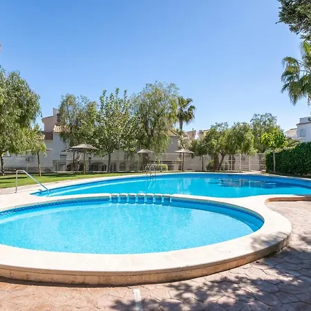 Casa En La Playa Con Piscinas V * Puerto Marino