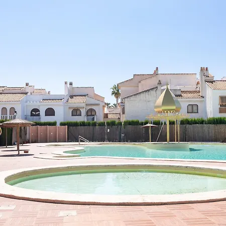 Casa En La Playa Con Piscinas V *