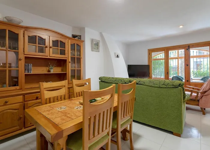 Holiday home Casa En La Playa Con Piscinas V *
